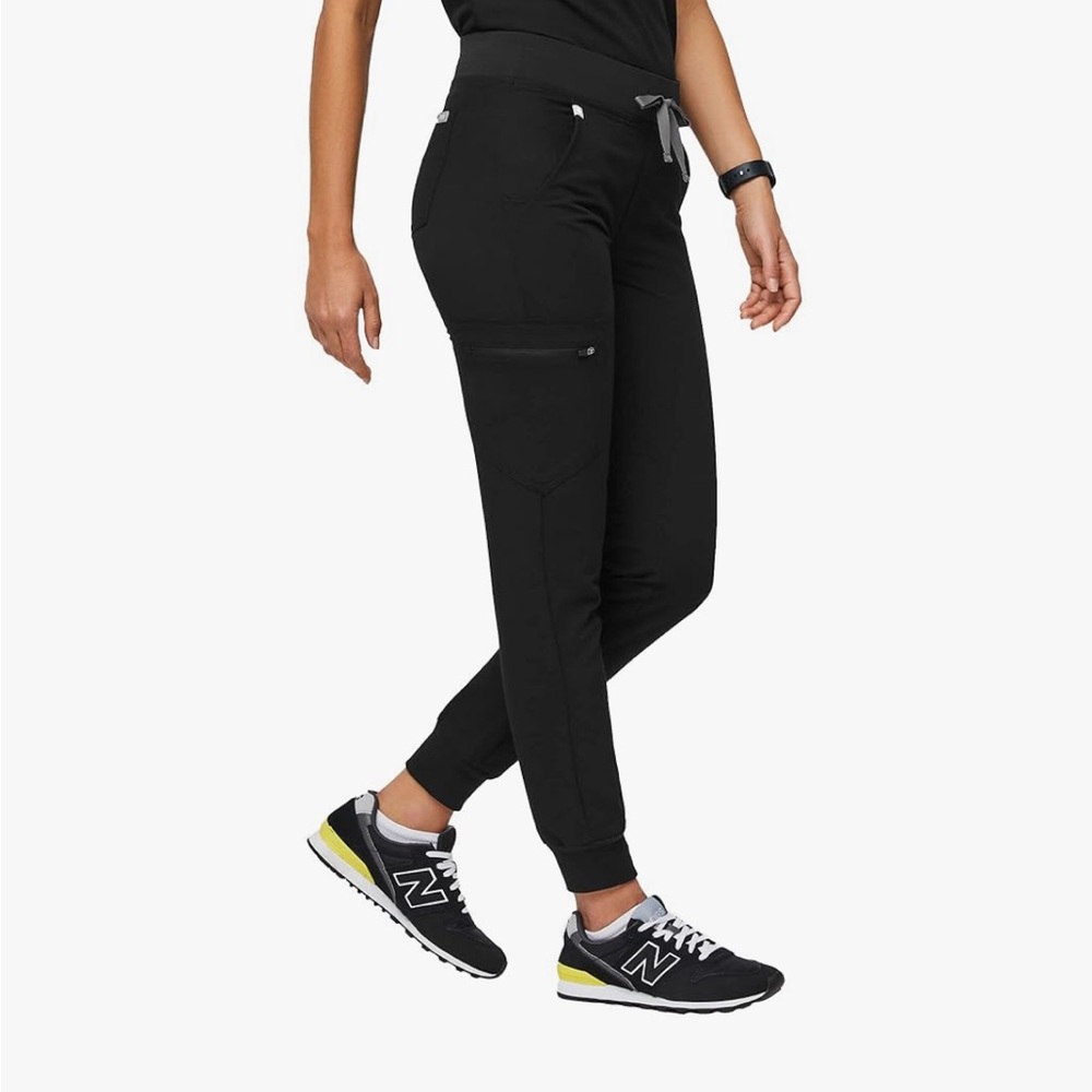 FIGS Zamora Jogger
